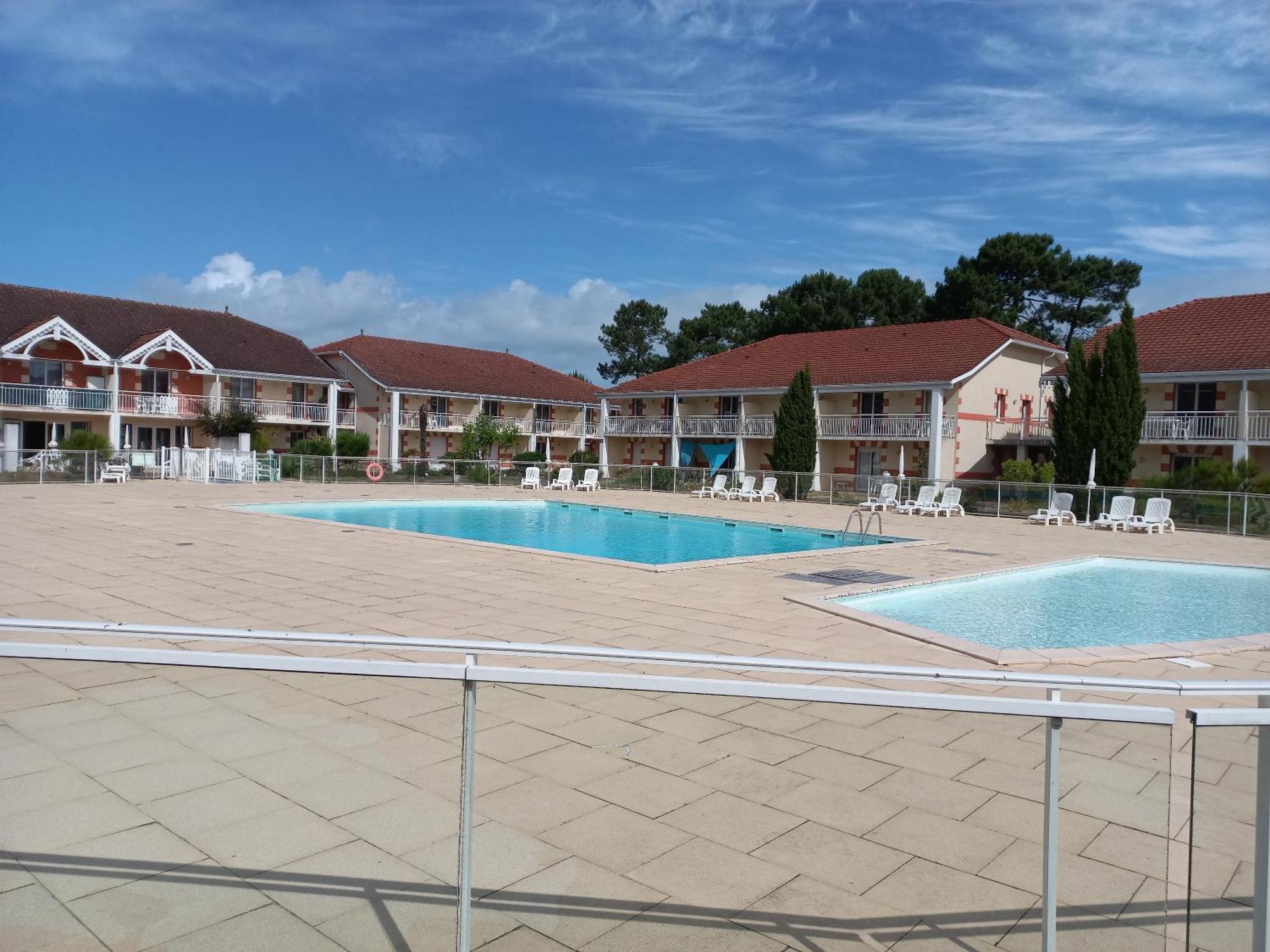 Appartement Le Verdon Sur Mer Exterior foto
